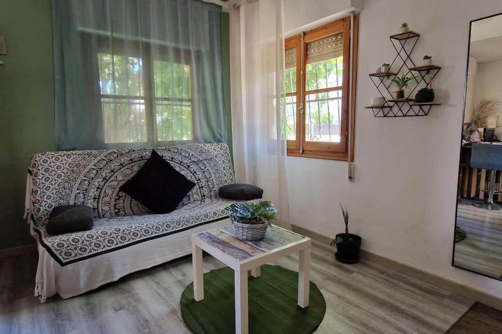 סנטה פולה Oscar'S Chillout House By The Beach מראה חיצוני תמונה