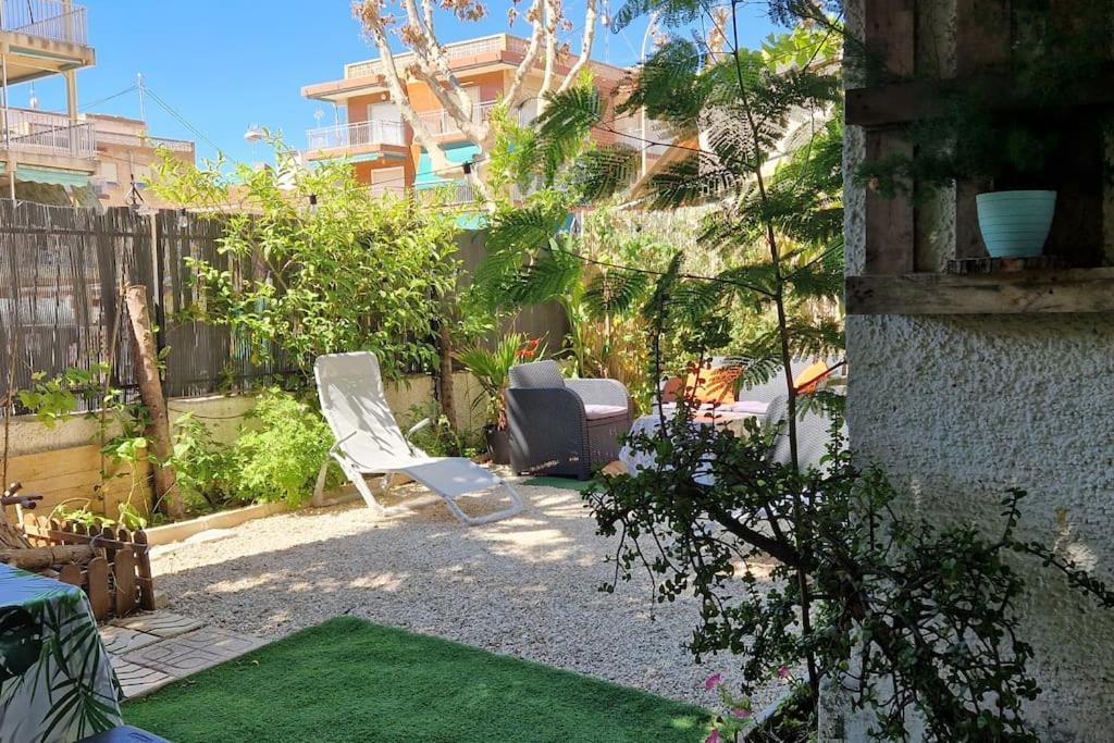 סנטה פולה Oscar'S Chillout House By The Beach מראה חיצוני תמונה